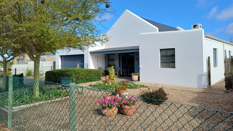 3 Bedroom Property for Sale in Britannia Bay Western Cape